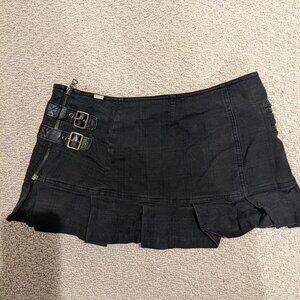 Guess Mini Skirt